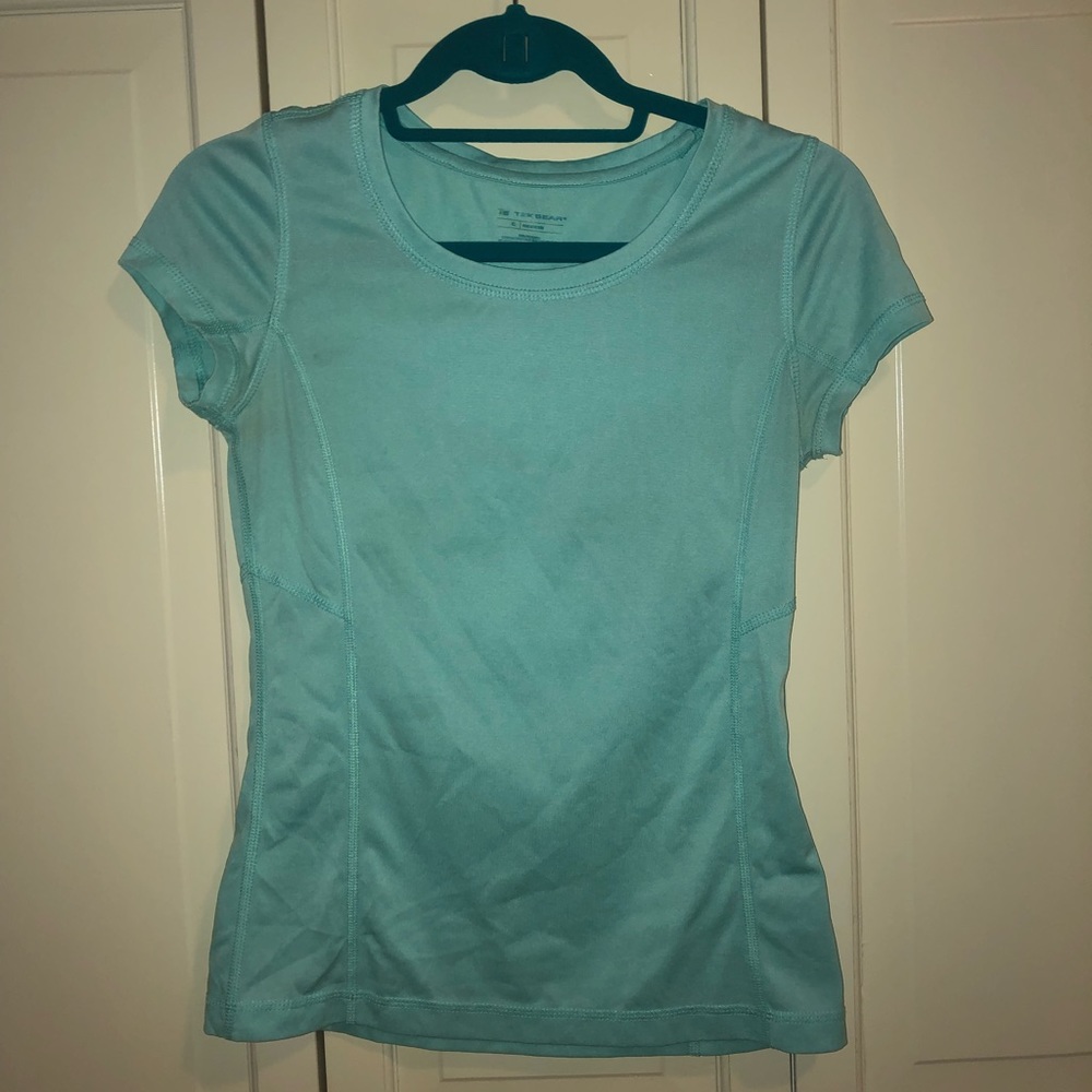 Athletic t shirt